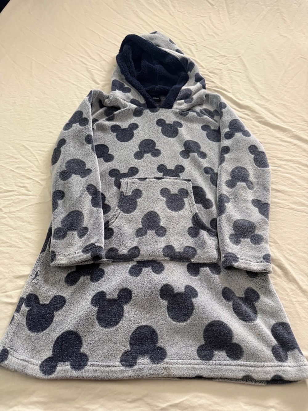 Disney Gray & Navy Mickey Silhouette Fleece Hooded Nightdress
